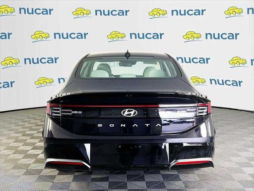 2025 Hyundai SONATA Hybrid SE