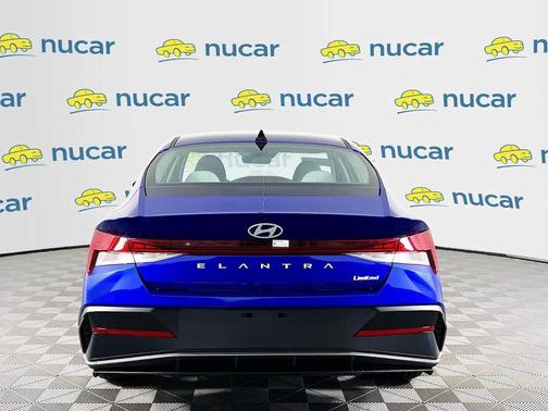 2025 Hyundai ELANTRA Limited