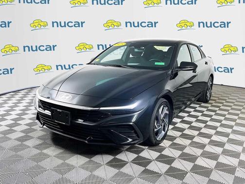 Abyss Black 2025 Hyundai ELANTRA HEV SEL Sport