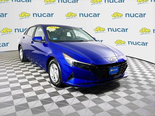 2022 Hyundai ELANTRA SE