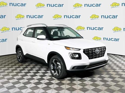 Lunar White 2026 Hyundai VENUE SEL