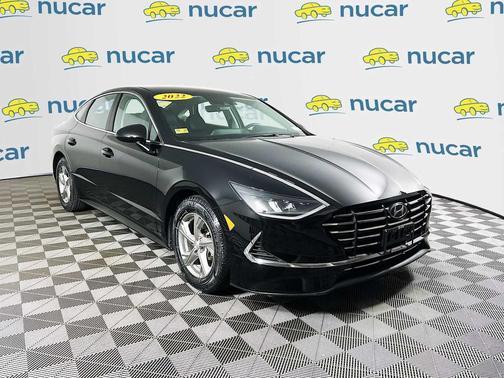 Phantom Black 2022 Hyundai SONATA SE