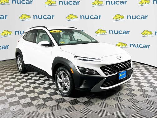 Lunar White 2023 Hyundai KONA SEL