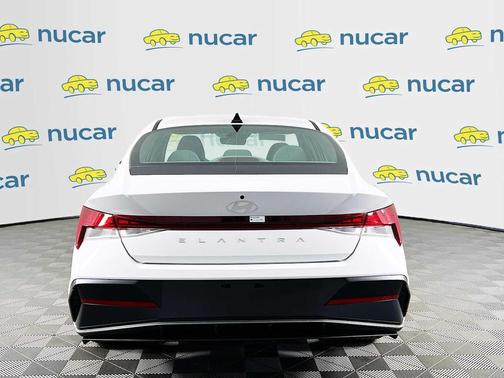 2025 Hyundai ELANTRA SEL