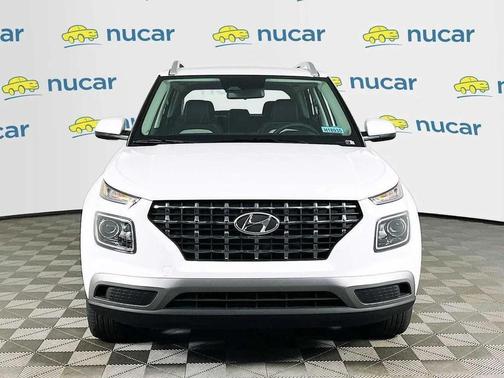 Lunar White 2026 Hyundai VENUE SEL