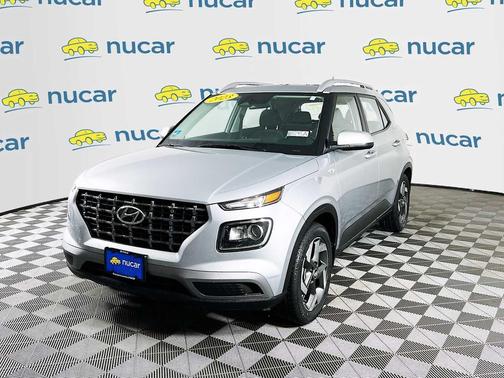 2023 Hyundai VENUE SEL