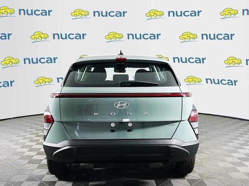 2026 Hyundai KONA SE
