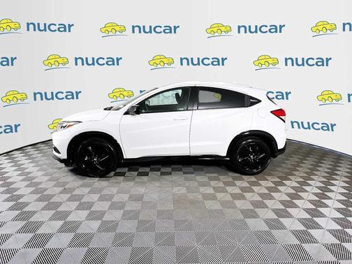 Platinum White Pearl 2022 Honda HR-V AWD Sport