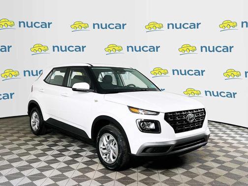 Lunar White 2026 Hyundai VENUE SE