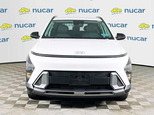 Atlas White 2026 Hyundai KONA SEL Premium