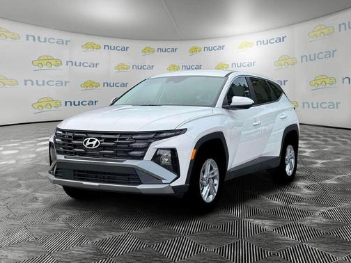 Serenity White Pearl 2026 Hyundai TUCSON SE