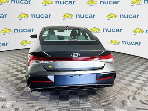 Amazon Gray 2024 Hyundai ELANTRA SEL
