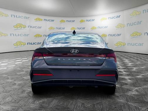 Ecotronic Gray 2026 Hyundai ELANTRA SE