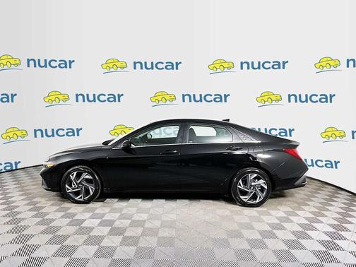 2025 Hyundai ELANTRA SEL