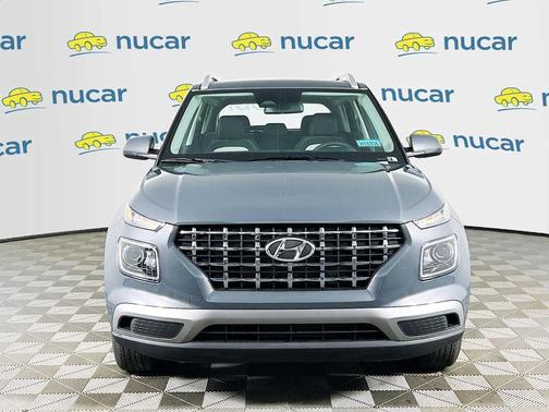 Ecotronic Gray 2026 Hyundai VENUE SEL