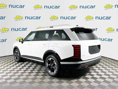 Creamy White Pearl 2026 Hyundai Palisade Hybrid Limited