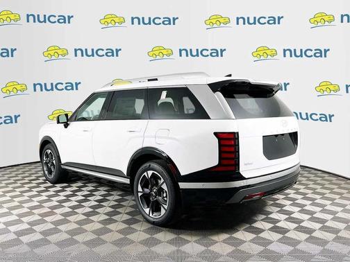 Creamy White Pearl 2026 Hyundai Palisade Hybrid Limited