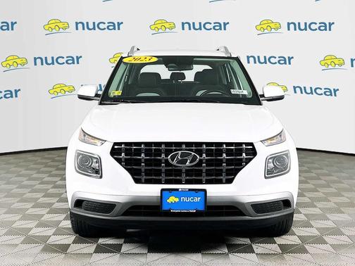 Lunar White 2023 Hyundai VENUE SEL
