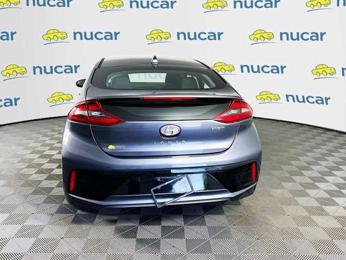 Summit Gray Pearl 2019 Hyundai IONIQ Plug-In Hybrid Base
