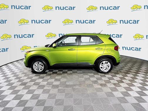 2024 Hyundai VENUE SE