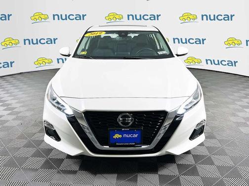 Pearl White Tricoat 2019 Nissan Altima 2.5 SV