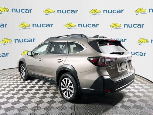 Brilliant Bronze Metallic 2023 Subaru Outback Premium