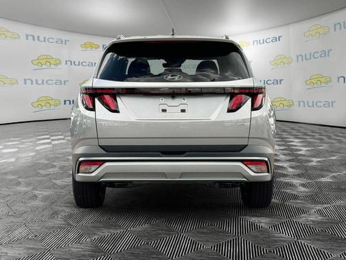 Shimmering Silver 2026 Hyundai TUCSON SEL