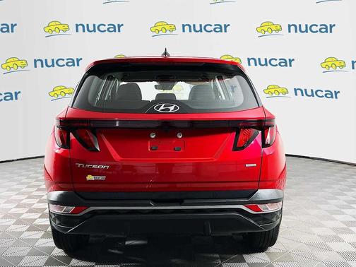 2023 Hyundai TUCSON SE