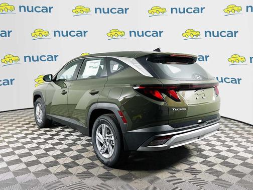 2026 Hyundai TUCSON SE