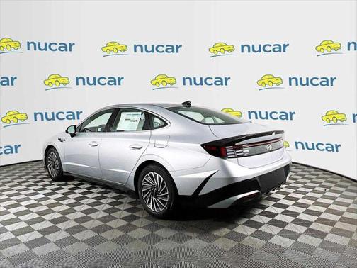 2025 Hyundai SONATA Hybrid SE
