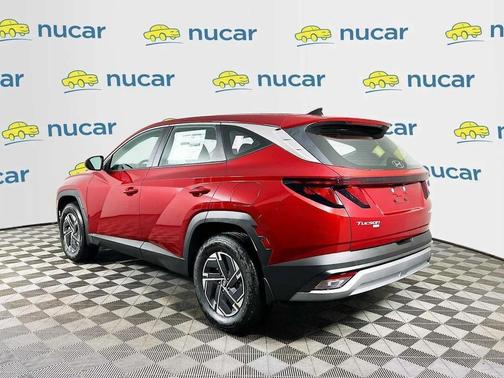 Ultimate Red 2026 Hyundai TUCSON Hybrid Blue SE