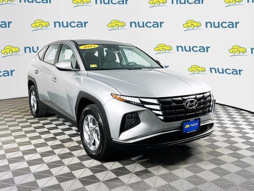 2023 Hyundai TUCSON SE