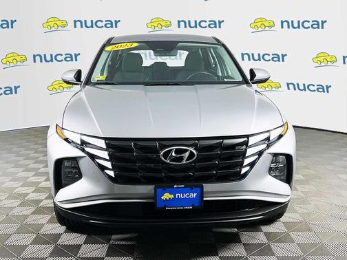 2023 Hyundai TUCSON SE