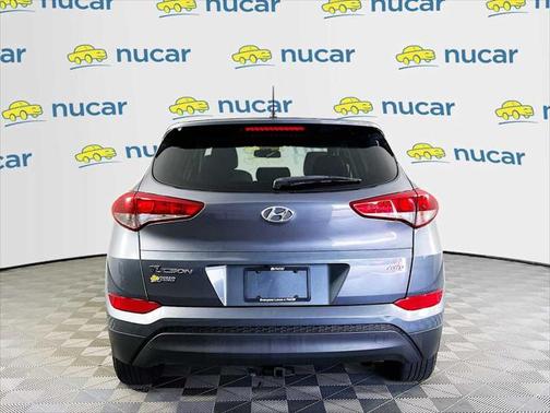 2018 Hyundai TUCSON SE