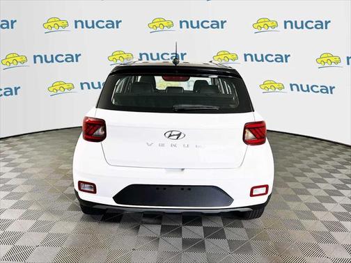 2024 Hyundai VENUE Limited