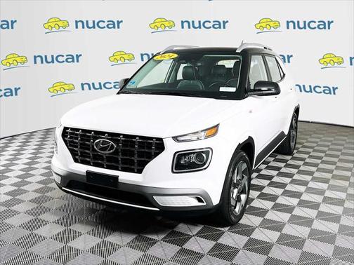 2024 Hyundai VENUE Limited