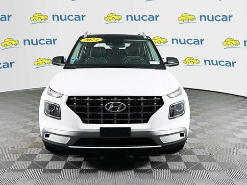 2024 Hyundai VENUE Limited