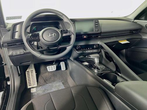 2026 Hyundai ELANTRA Sport