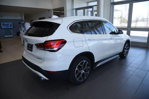 Alpine White 2022 BMW X1 xDrive28i