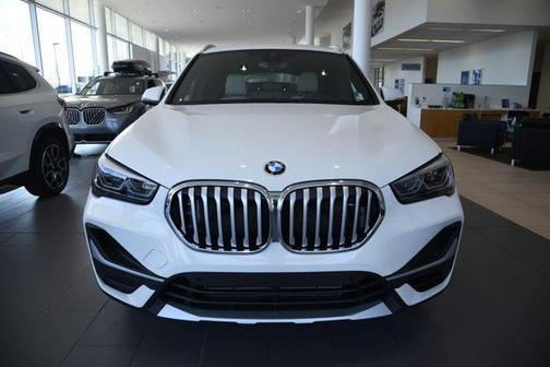 Alpine White 2022 BMW X1 xDrive28i
