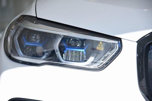 2023 BMW X5 M50i