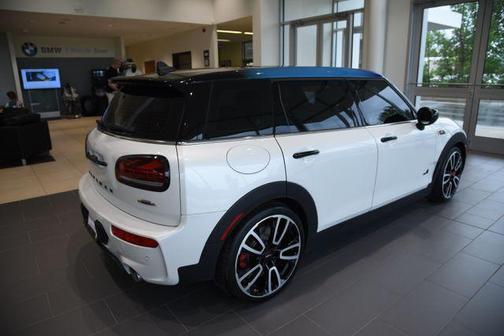 Nanuq White Metallic 2024 MINI Clubman John Cooper Works ALL4