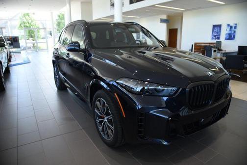Carbon Black Metallic 2026 BMW X5 xDrive40i