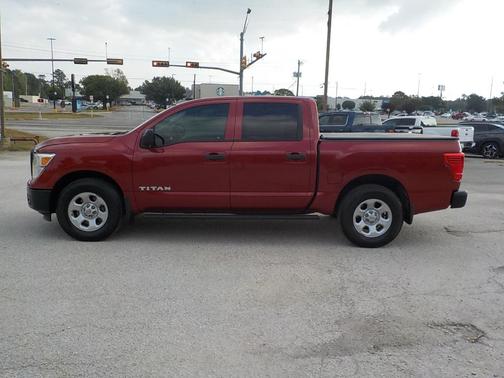 2017 Nissan Titan S