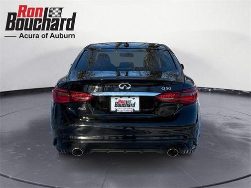 2023 INFINITI Q50 LUXE