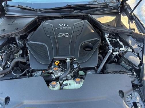 2023 INFINITI Q50 LUXE