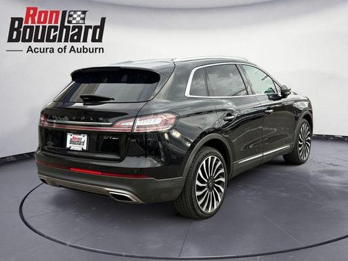 2020 Lincoln Nautilus Black Label