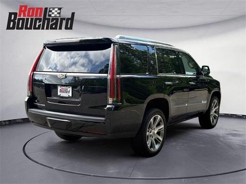 2018 Cadillac Escalade Luxury