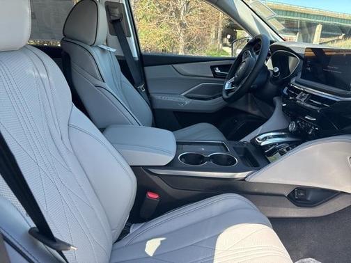2025 Acura MDX Advance Package
