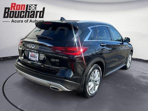 2022 INFINITI QX50 Luxe